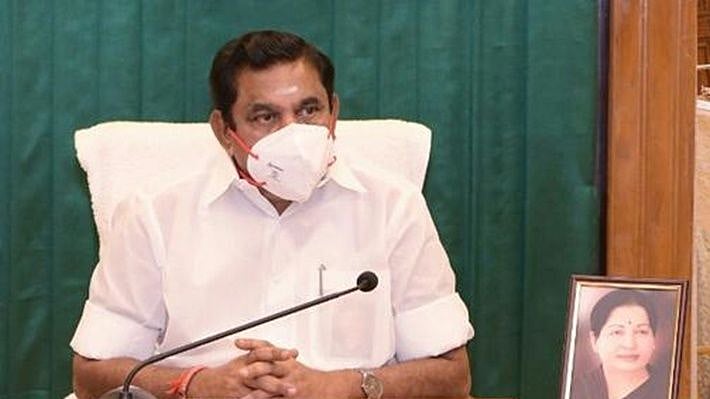 விசைத்தறி தொழில்களை சிதைக்கும் அதிமுக அரசு : நுால் விலை ஏற்றத்தைக் கண்டித்து விசைத்தறியாளர்கள் போராட்டம்!