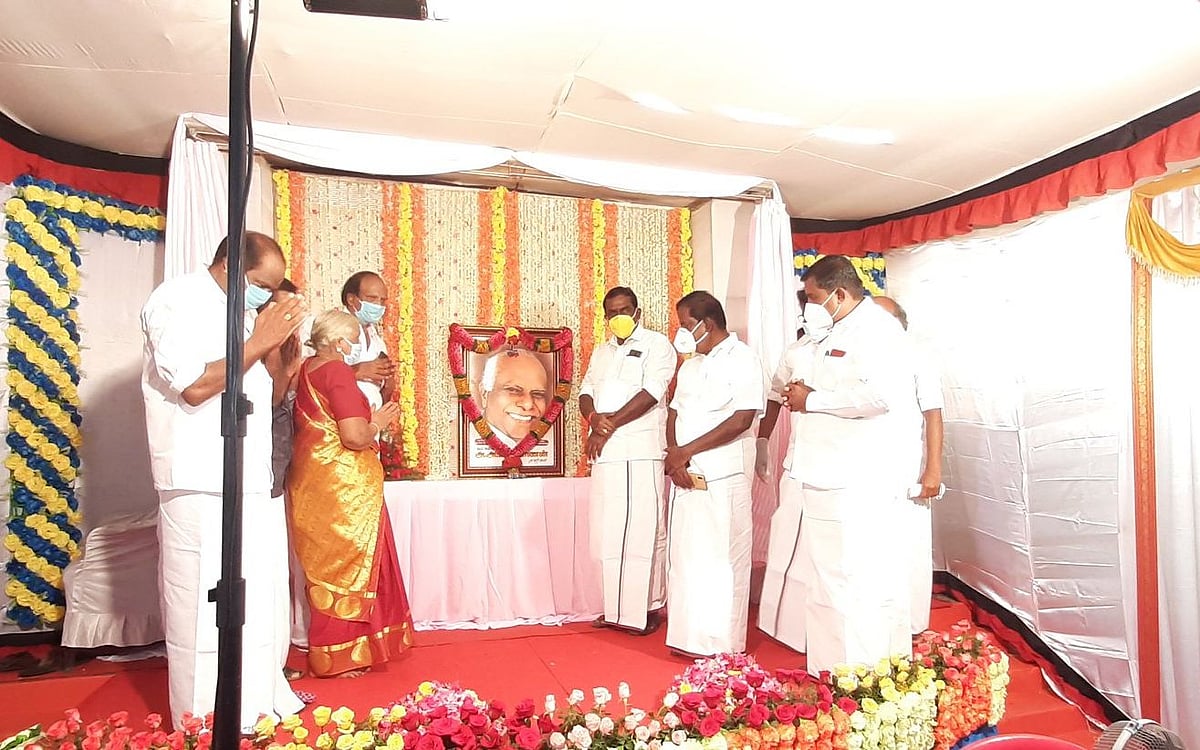 “கிடைத்ததைச் சுருட்டிக் கொண்டு ஓடிவிடத் தயாராக இருக்கும் அ.தி.மு.க அமைச்சர்கள்” - மு.க.ஸ்டாலின் பேச்சு!