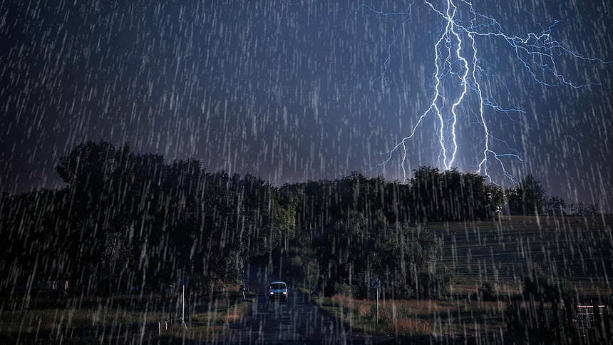 அடுத்த 24 மணி நேரத்தில் தமிழகத்தின் உள் மாவட்டங்களில் இடியுடன் கூடிய கனமழை - வானிலை ஆய்வு மையம் தகவல்!