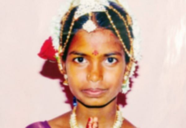 “ஆன்லைன் வகுப்பால் தொடரும் உயிர்பலி”: 3 பேருக்கும் ஒரே செல்போன்; சகோதரிகளுக்குள் தகராறு - ஒருவர் தற்கொலை!
