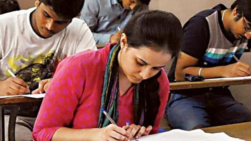 “சுய விளம்பர மோகத்தினால் மாணவர்களின் எதிர்காலத்தைப் பலியாக்காதீர்" - தி.மு.க தலைவர் மு.க.ஸ்டாலின் சாடல்!