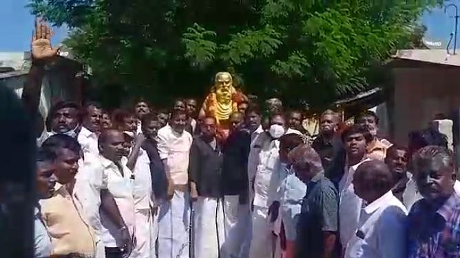 பெரியார் சிலையை அவமரியாதை செய்பவர்கள் மீது நடவடிக்கை எடுக்க தயங்குகிறார்கள் : கே.என்.நேரு குற்றச்சாட்டு!