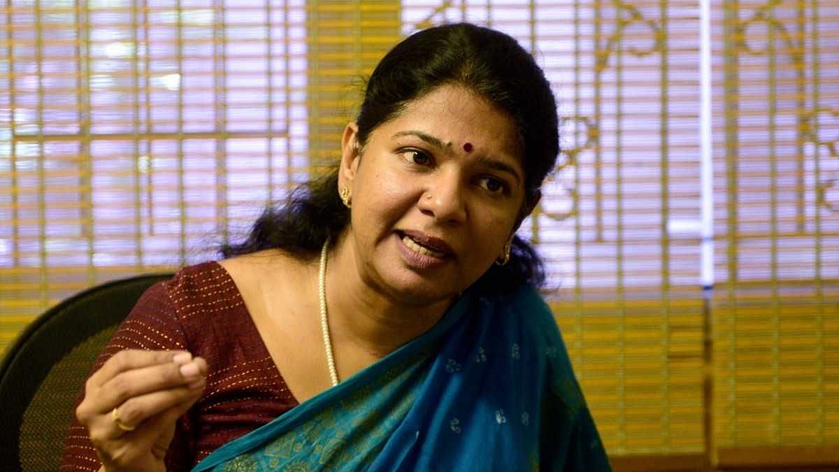 “விவசாயிகளுக்கு மிகப்பெரும் நம்பிக்கை துரோகத்தை முதல்வர் எடப்பாடி பழனிசாமி இழைத்து விட்டார்”: கனிமொழி MP!