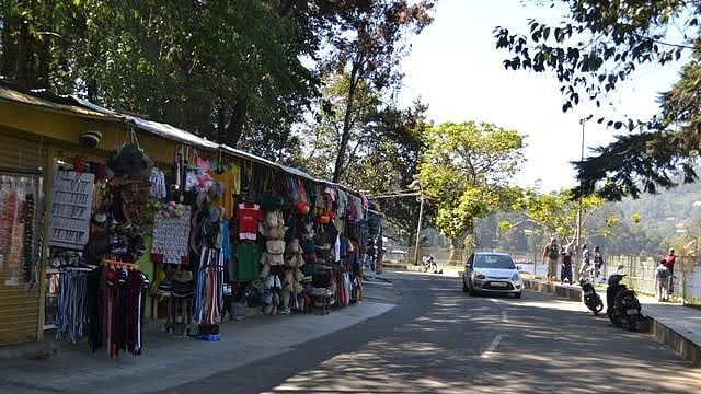 உலக சுற்றுலா தினம்:
ஊரடங்கால் வாழ்வாதாரத்தை இழந்த 30,000 சுற்றுலா தொழிலாளர்கள் - கண்டுகொள்ளாத தமிழக அரசு!