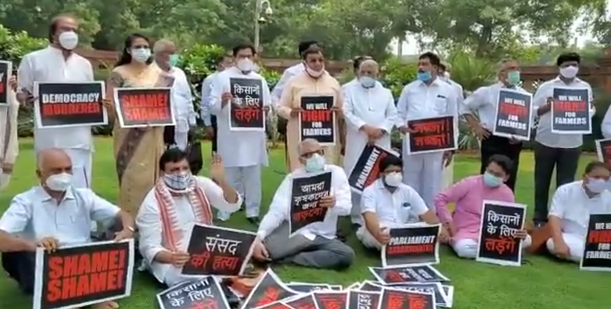 விவசாயிகள் விரோத மசோதாக்களுக்கு ஒப்புதல் அளிக்கவேண்டாம் : குடியரசு தலைவருக்கு எதிர்க்கட்சிகள் கடிதம்!