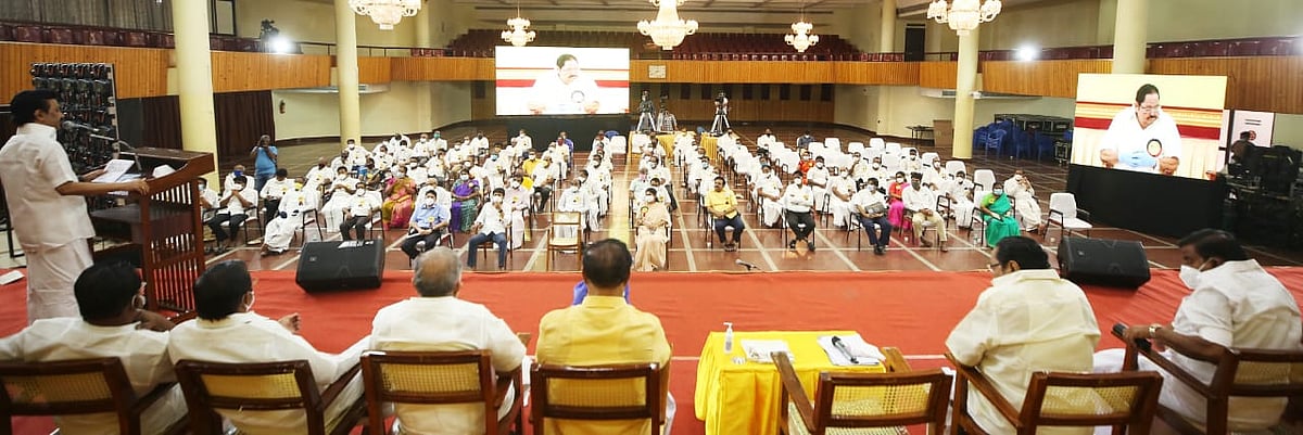 “7 மாதங்களில் கழக ஆட்சி எனும் இலக்கை அடைய சூளுரைப்போம்”- தி.மு.க. தொண்டர்களுக்கு மு.க.ஸ்டாலின் மடல்!