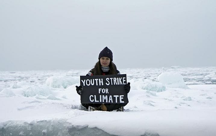 “உருகும் பனிப்பாறை : உலக நாடுகள் ஒன்றுபடவில்லை என்றால் நாம் அழிந்துபோவோம்” : சூழலியல் போராளிகள் ஆவேசம்!