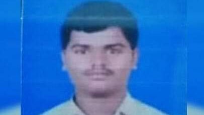 நீட் தேர்வால் ஒரே நாளில் 3 உயிர்பலி: தருமபுரி ஆதித்யா, திருச்செங்கோடு மோதிலால்  தூக்கிட்டு தற்கொலை!