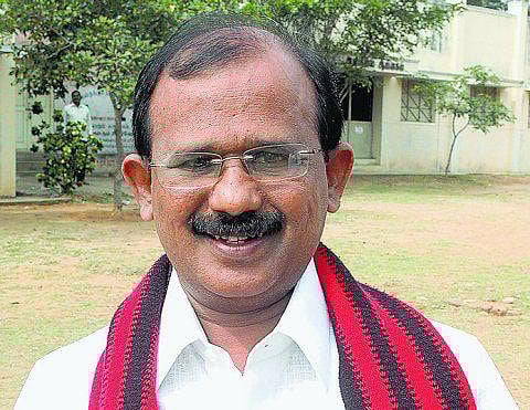 கனிம வளங்களை கொள்ளையடிக்க ஏல அறிவிப்பில் விதிமீறல் : ரத்து செய்யக்கோரி தி.மு.க முன்னாள் எம்.பி வழக்கு!