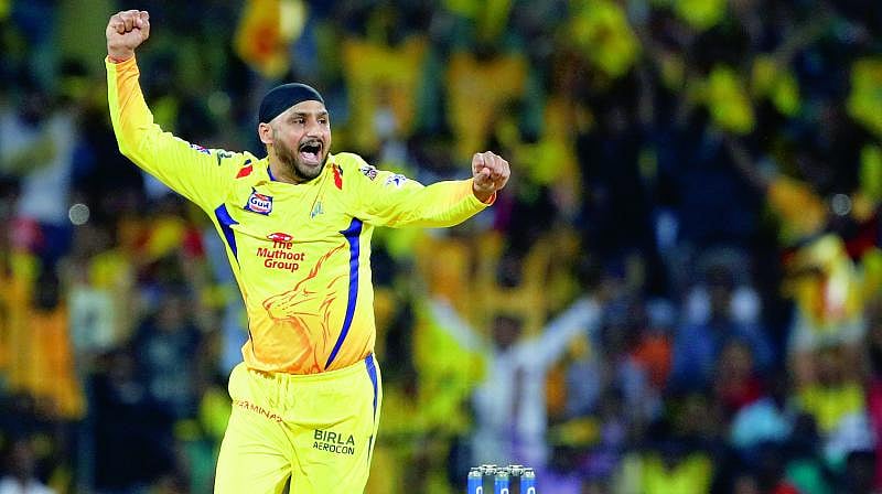 சுரேஷ் ரெய்னாவுக்குப் பிறகு 
ஐ.பி.எல்-ஐ விட்டு வெளியேறுகிறார் ஹர்பஜன் சிங்...என்ன காரணம்!!