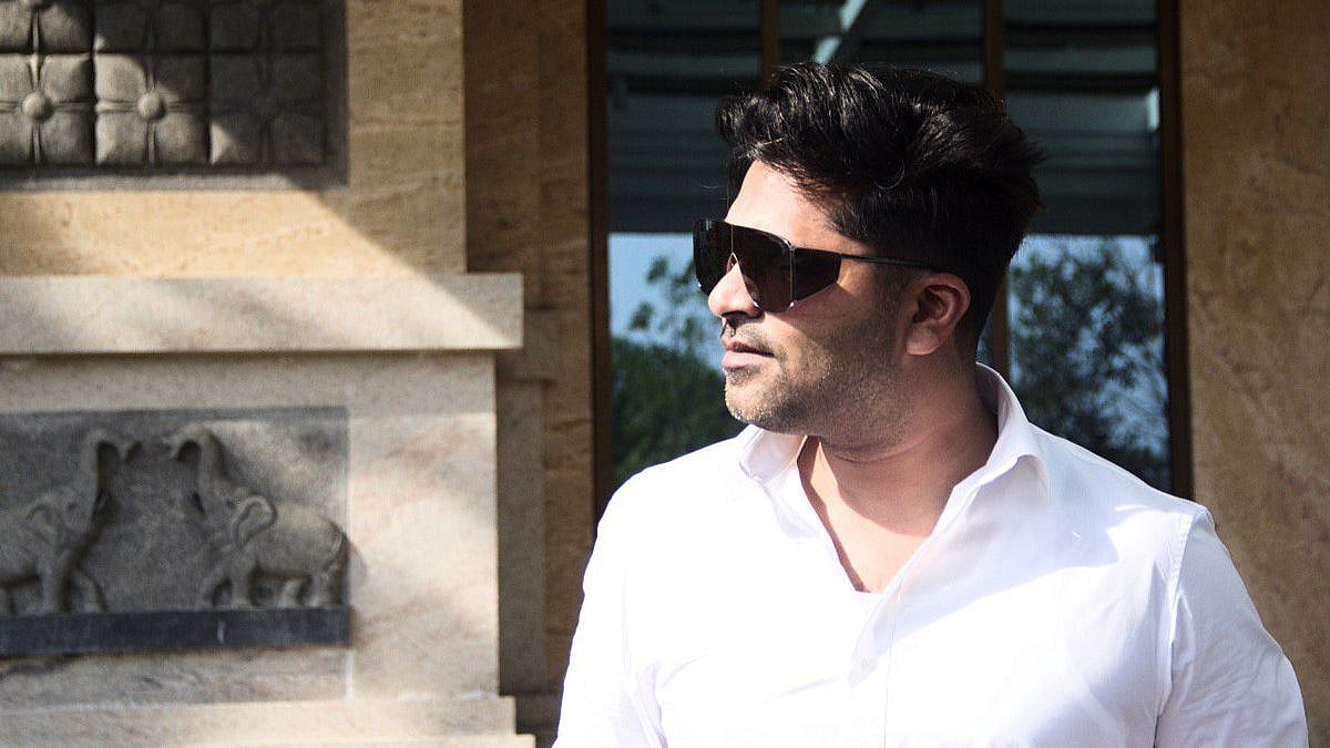 100 கிலோவிலிருந்து 75 கிலோவாக உடல் எடையைக் குறைத்த சிம்பு : ‘மாநாடு’ படத்துக்கு ரெடி!