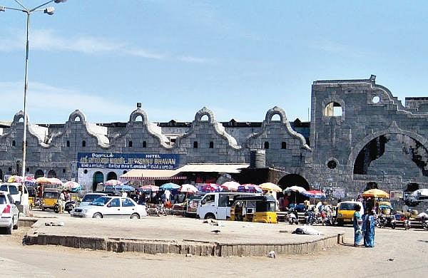 “கோயம்பேடு அங்காடிகள் திறக்கப்படுவது எப்போது?”- ஒரு வாரத்தில் முடிவெடுக்க தமிழக அரசுக்கு ஐகோர்ட் உத்தரவு!