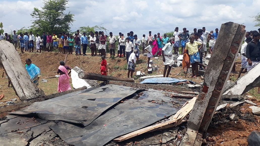 கடலூர் விபத்தில் 9 பேர் பலி: தொழிலாளர்களின் பாதுகாப்பை  உறுதிபடுத்தவேண்டியது அரசின் கடமை - மு.க.ஸ்டாலின்