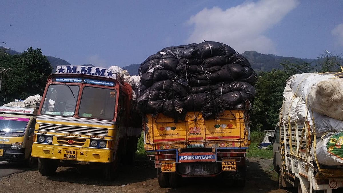 தமிழகத்தில் குவியும் மருத்துவ கழிவு : மக்கள் நலன் பேணாத அரசுக்கும், அதிகாரிகளுக்கும் ஐகோர்ட் கிளை குட்டு!