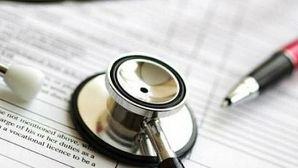 அரசு உதவி பெறும் பள்ளிகளுக்கும் 7.5% இட ஒதுக்கீடு வழங்கக் கோரி வழக்கு: தமிழக அரசுக்கு ஐகோர்ட் நோட்டீஸ்!