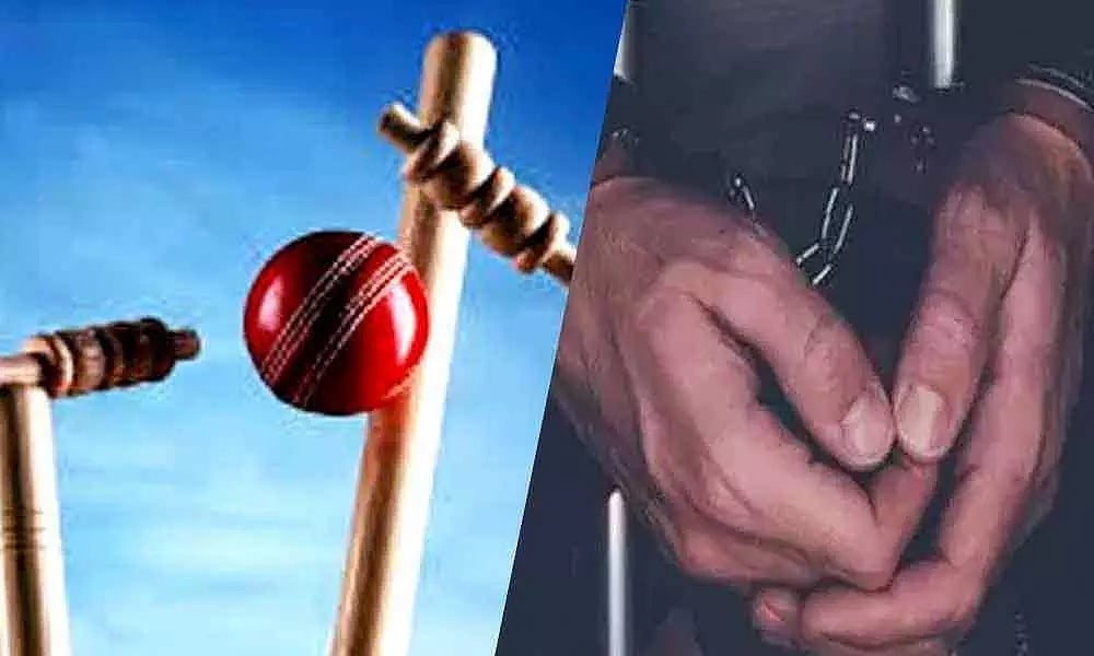 IPL போட்டியை வைத்து 730 கோடிக்கு சூதாட்டத்தில் ஈடுபட்ட 8 பேர் கைது : ஐதராபாத் சைபர் கிரைம் போலிஸ் அதிரடி!