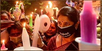 “நீதி கேட்டு பேரணி நடத்தியோர் மீது வழக்குப் பதிவு செய்து ஜனநாயகத்தின் குரள்வளையை நெரிப்பதா?” - கி.வீரமணி