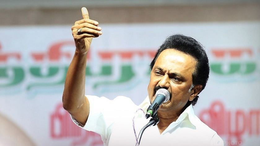 ஜெ.மரணம் குறித்த விசாரணையை ஈபிஎஸ், ஓபிஎஸ் பதவி சுகத்திற்காக முடக்கி வைத்திருக்கிறார்கள்: மு.க.ஸ்டாலின்!