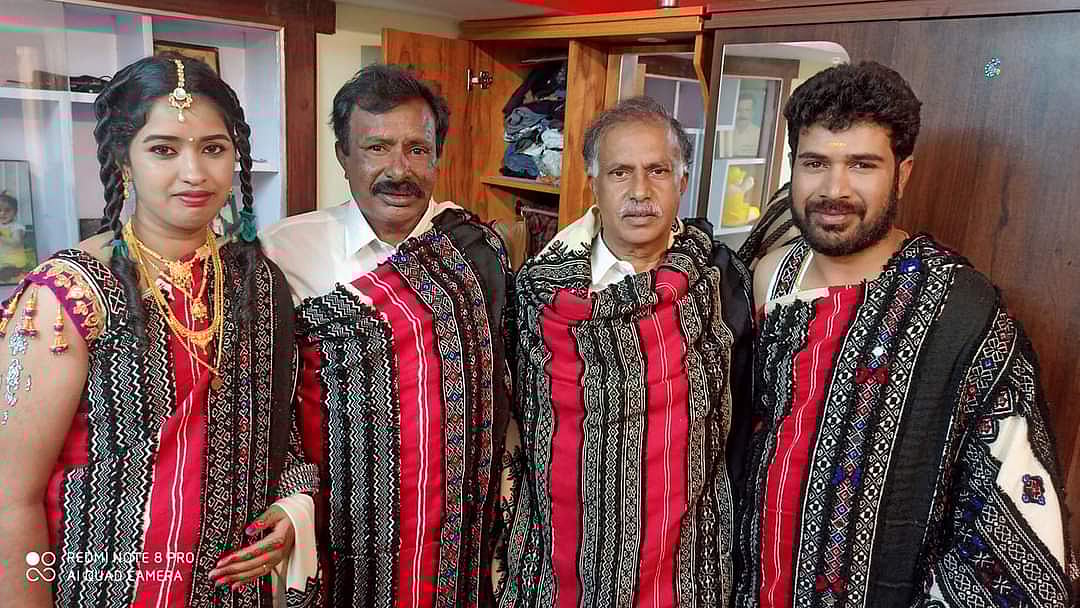 நீலகிரி தோடர் பழங்குடியின மக்கள் நடத்திய பாரம்பரிய திருமணம் : தி.மு.க தலைவர் மு.க.ஸ்டாலின் வாழ்த்து !