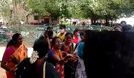 “நாங்கள் பாஜக’காரர்கள் அப்படிதான் பேசுவோம்” - சென்னையில் நிருபர்களை ஒருமையில் பேசிய பாஜக மகளிரணி நிர்வாகி