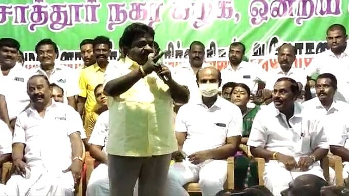 “கூலிப்படையை ஏவி கொன்று விடுவதாக அமைச்சர் ராஜேந்திர பாலாஜி மிரட்டுகிறார்” : அ.தி.மு.க MLA குற்றச்சாட்டு!