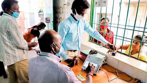 “பயோமெட்ரிக் சீர் செய்யும் வரை பழைய நடைமுறையில் ரேஷன் பொருட்களை வழங்க வேண்டும்”: தி.மு.க MLA கோரிக்கை!