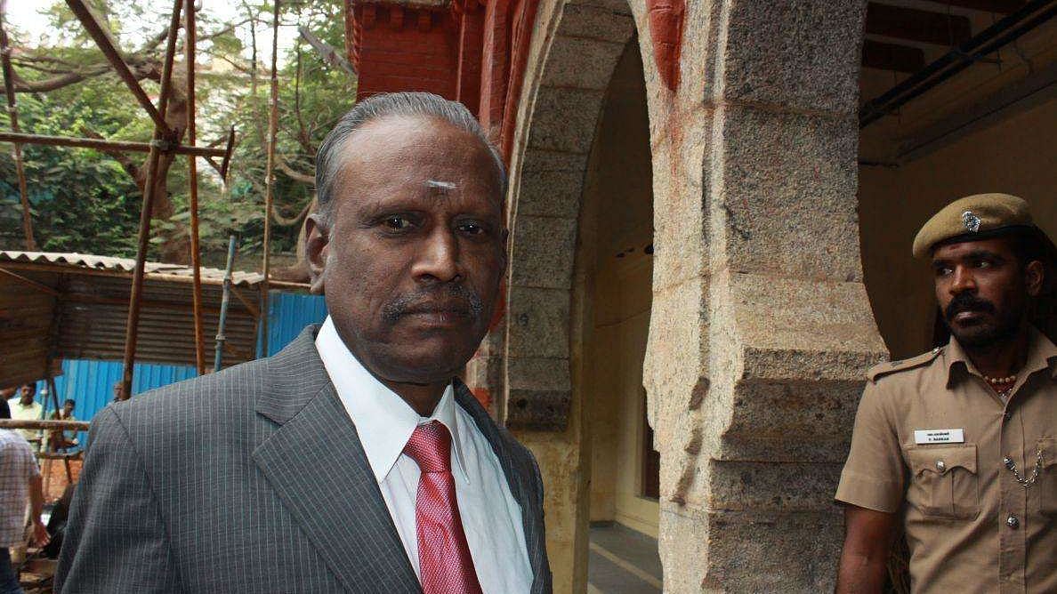 ஜெ.மரணம்: முடங்கிக் கிடக்கும் ஆறுமுகசாமி ஆணையம் மீண்டும் விசாரணையைத் தொடங்க நீதிமன்றம் அனுமதி வழங்குமா?  