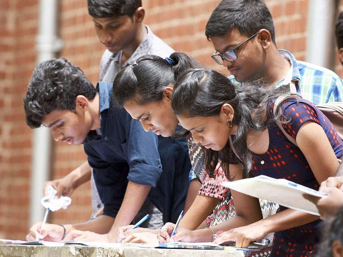 3 சுற்று பொறியியல் கலந்தாய்வு நிறைவு - 40 கல்லூரிகளில் ஒரு மாணவர் கூட சேரவில்லை!