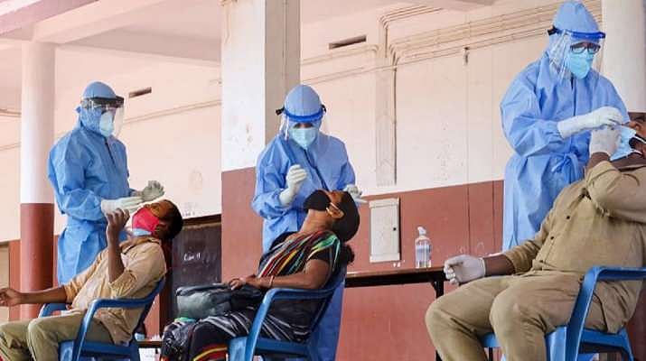 இந்தியாவில் ஒரே நாளில் 43,052 பேர் பாதிப்பு - தற்போது 4,55,555 பேருக்கு கொரோனா சிகிச்சை ! #COVID19