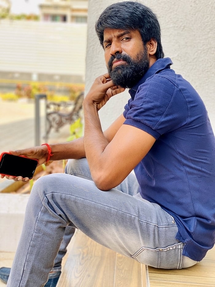 நிலம் வாங்கித் தருவதாக நடிகர் சூரியிடம் மோசடி : நடிகர் விஷ்ணு விஷாலின் தந்தை மீது வழக்கு பதிவு !