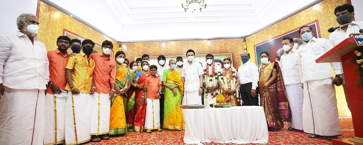 “கொள்ளையடிப்பதையே கொள்கையாகக் கொண்ட அதிமுக ஆட்சியில் இருந்து தமிழகத்தை மீட்கத் தயாராவோம்”: மு.க.ஸ்டாலின்