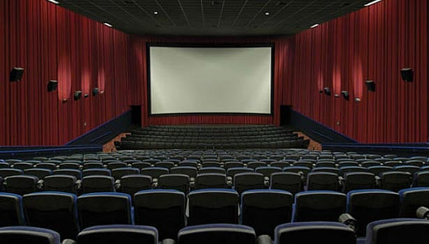 “மாஸ்க் அணிந்தபடிதான் படம் பார்க்கவேண்டும்” : திரையரங்குகளில் கடைபிடிக்க வேண்டிய வழிமுறைகள் என்னென்ன?