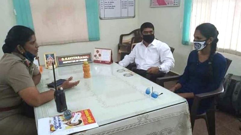 MBBS படித்துவிட்டு யாசகம் கேட்ட திருநங்கையின் டாக்டர் கனவை நிறைவேற்றி காவல் ஆய்வாளர்: நெகிழ்ச்சி சம்பவம்!