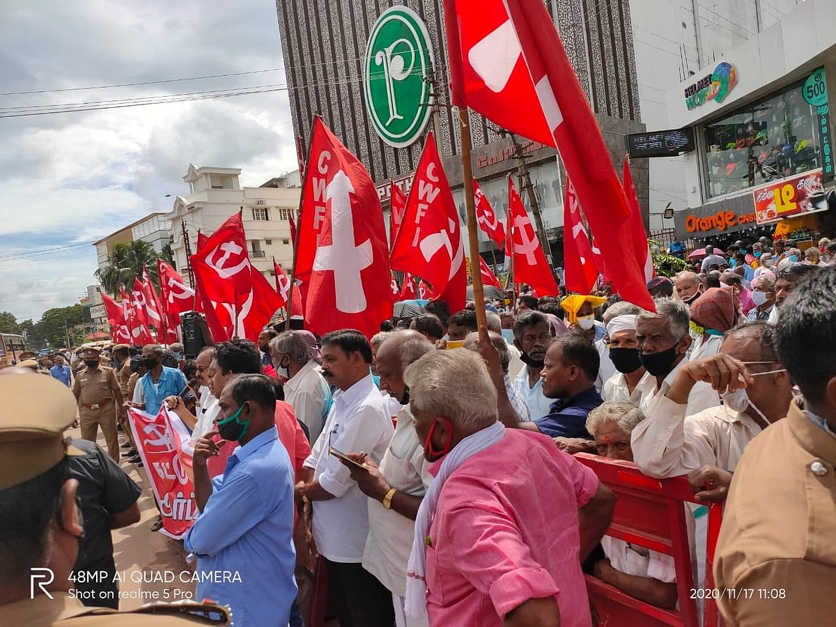 மோடி அரசின் தொழிலாளர் விரோத சட்டங்களை கண்டித்து நாடு முழுவதும் பொது வேலைநிறுத்தம் : போலிஸ் குவிப்பு!