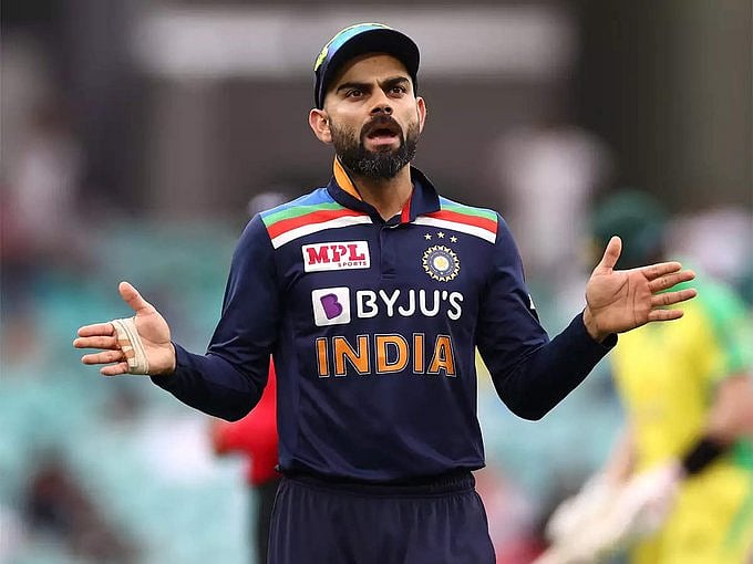 “ஆஸி தொடரில் இந்திய அணி, ‘RCB 2.O’ போல விளையாடுவது ஏன்?” : கேள்விகுள்ளாகும் கோலியின் கேப்டன்ஷிப்!