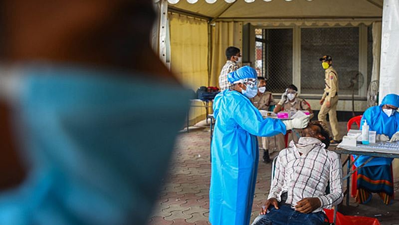 இந்தியாவில் நாள்தோறும் உச்சம் தொடும் கொரோனா பரவல் : நேற்று ஒரே நாளில் 50,357 பேர் பாதிப்பு ! #COVID19