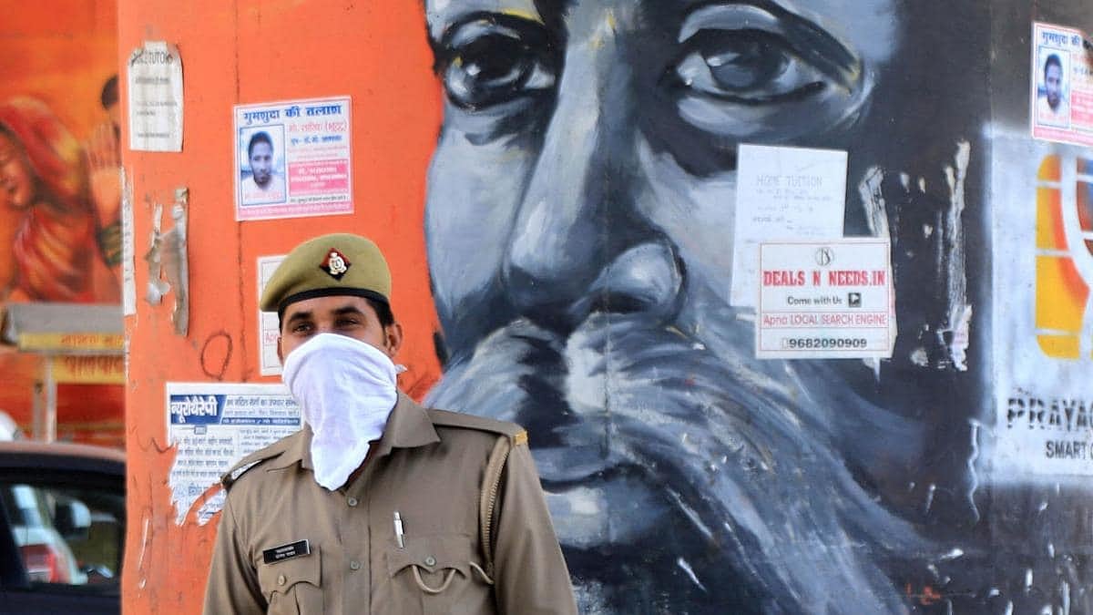 “உ.பி-யில் சாமியார்களுக்குள் போட்டி” : குடிக்கும் தேநீரில் விஷம் வைத்து 2 சாமியார்களைக் கொன்றவர் கைது !