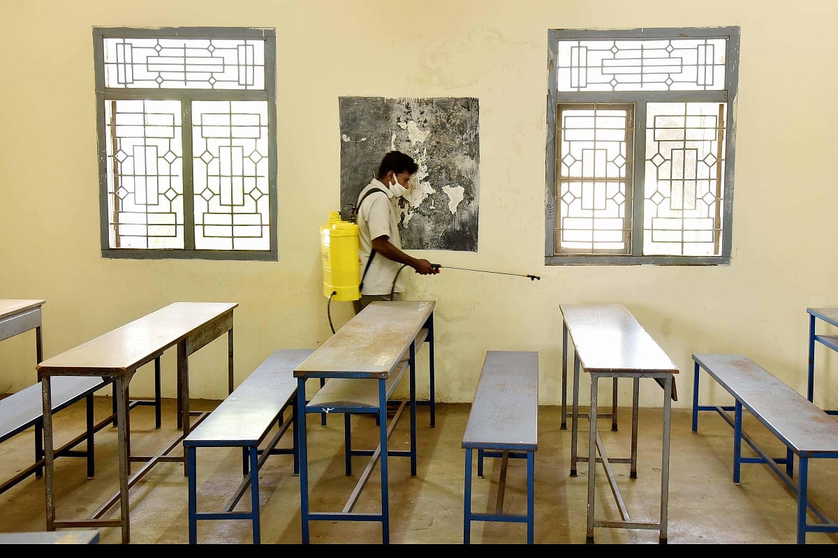 “விபரீதம் தெரியாமல் பள்ளிகளை திறந்த பா.ஜ.க அரசு” : ஹரியானாவில் இதுவரை 100 மாணவர்களுக்கு கொரோனா பாதிப்பு!