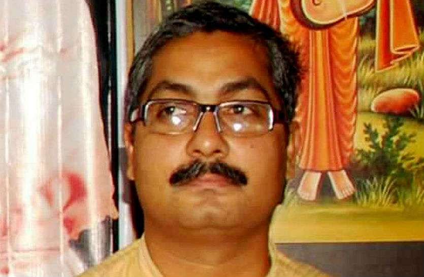 ‘பாகிஸ்தானின் தந்தை’ என மகாத்மா காந்தியை விமர்சித்தவருக்கு IIMC பேராசிரியர் பதவி வழங்கிய மோடி அரசு!