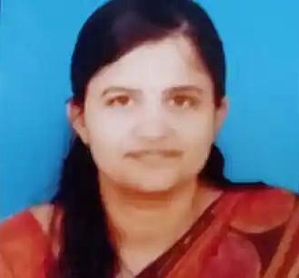 “திண்டுக்கல் அருகே ஊராட்சி மன்ற தலைவி தூக்கிட்டு தற்கொலை - அதிர்ச்சி சம்பவம்” : போலிஸார் தீவிர விசாரணை !