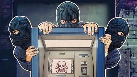 உஷார் மக்களே... “பேங்க் மேனேஜர் பேசுறேன்; ATM கார்டு நம்பர் சொல்லுங்க” - மோசடியில் ஈடுபட்ட மர்ம நபர்!