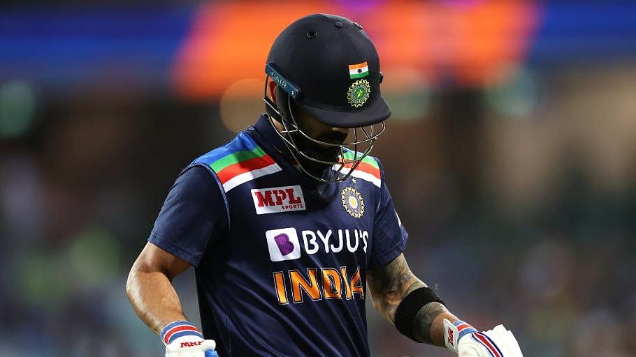 “ஆஸி தொடரில் இந்திய அணி, ‘RCB 2.O’ போல விளையாடுவது ஏன்?” : கேள்விகுள்ளாகும் கோலியின் கேப்டன்ஷிப்!