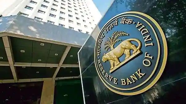 வரலாற்றில் முதன்முறையாக பொருளாதார மந்தநிலைக்குச் செல்லும் இந்தியா : RBI கட்டுரை - பா.ஜ.க அரசின் சாதனை!?