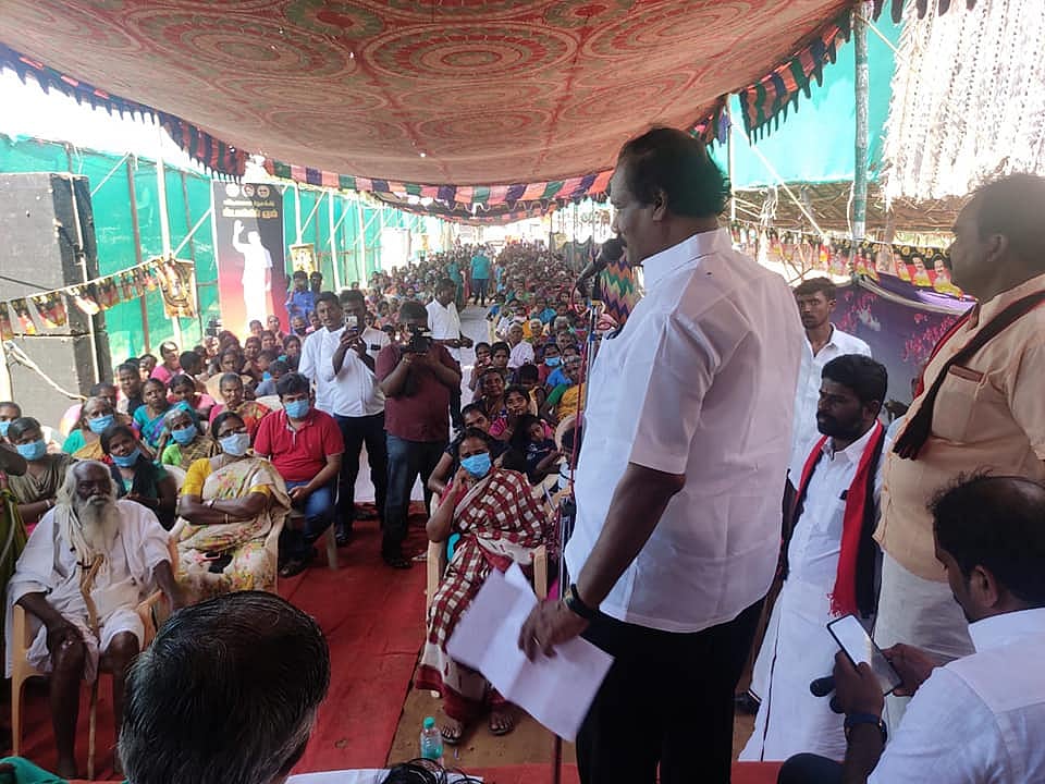 “மக்களை ஏமாற்றும் அதிமுக- பாஜக கூட்டணிக்கு முற்றுப்புள்ளி வைக்க வேண்டும்”: பரப்புரையில் ஐ.லியோனி விளாசல்!