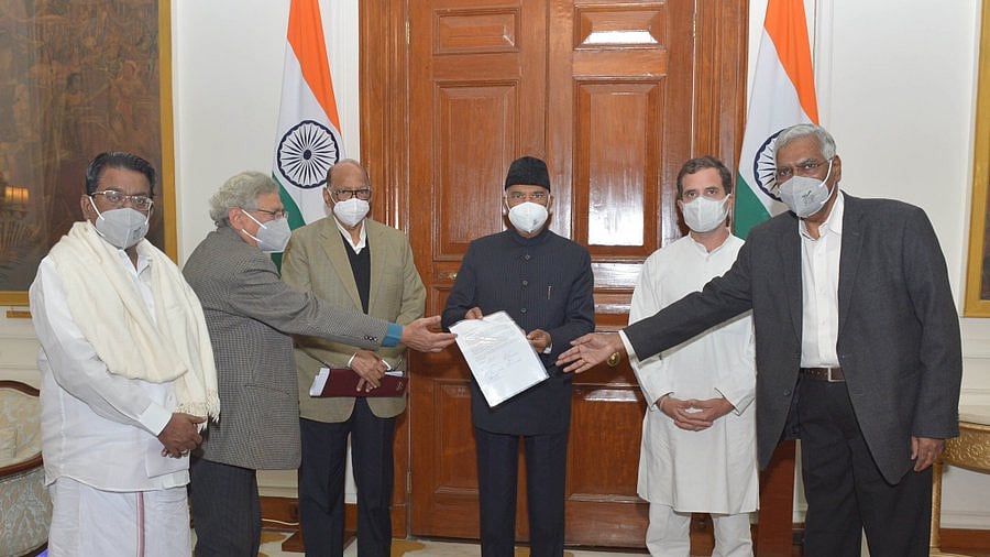 “விவசாயிகளுக்கு எதிரான வேளாண் சட்டங்களை திரும்பப் பெறுக” - குடியரசுத் தலைவரிடம் எதிர்க்கட்சிகள் கோரிக்கை!