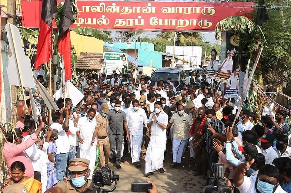 “தமிழர்களின் பெருமையை சீரழித்த அ.தி.மு.க-வை நிராகரிப்போம்” : கிராமசபை கூட்டத்தில் முழங்கிய மு.க.ஸ்டாலின்!