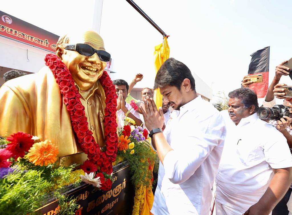 “சம்பந்தி மூலம் தனது பாக்கெட்டை நிரப்பி ஊழல் ஆட்சி புரியும் எடப்பாடி பழனிசாமி” - உதயநிதி ஸ்டாலின் பேச்சு!