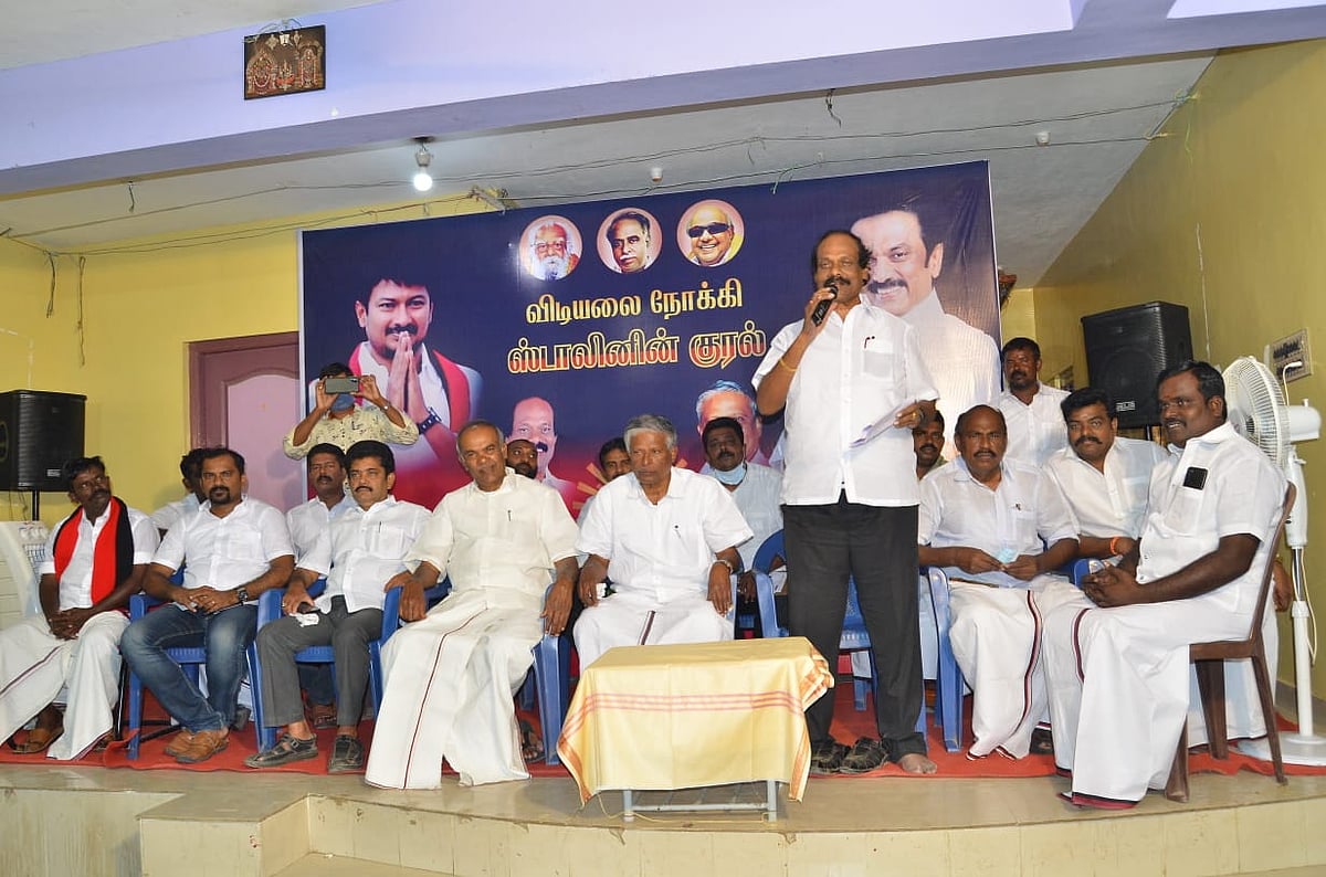 “மக்களை ஏமாற்றும் அதிமுக- பாஜக கூட்டணிக்கு முற்றுப்புள்ளி வைக்க வேண்டும்”: பரப்புரையில் ஐ.லியோனி விளாசல்!