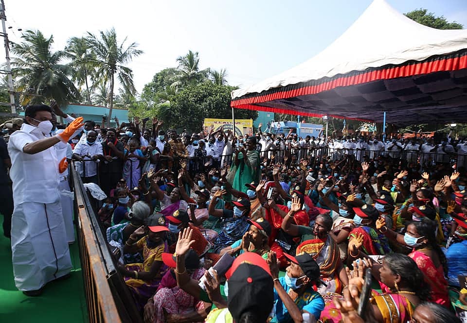 மரக்காணத்தில் தி.மு.கவின் ‘மக்கள் கிராமசபை கூட்டம்’ - மு.க.ஸ்டாலினுக்கு மக்களின் உற்சாக வரவேற்பு! (ALBUM)