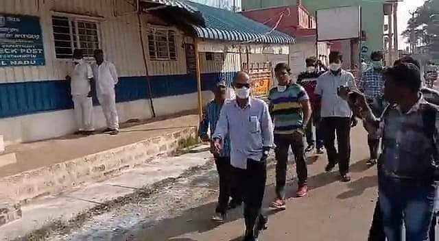 தமிழக சோதனைச் சாவடிகளில் லஞ்ச ஒழிப்புத்துறை திடீர் ரெய்டு... கணக்கில் வராத சுமார் ரூ.10 லட்சம் பறிமுதல்!